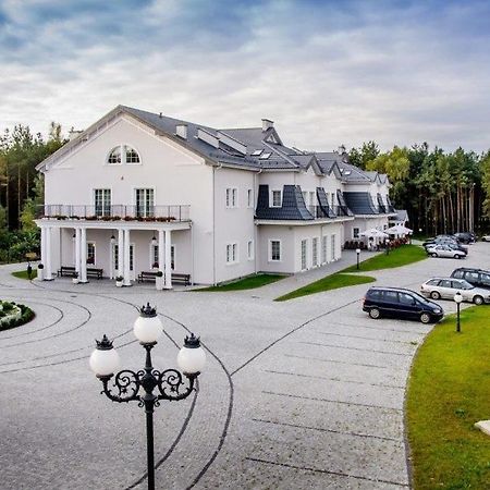 Korona Hotel Ostrołęka Kültér fotó